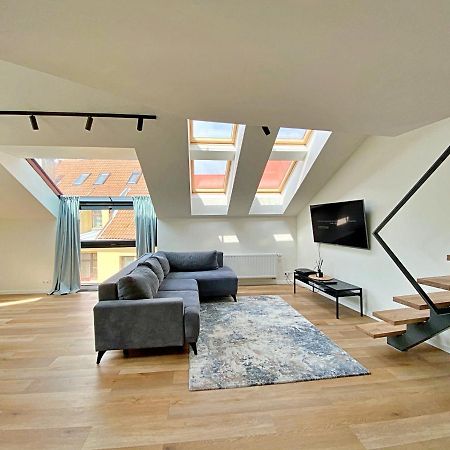 Loft 1 Bd Old Town Apartment By Hostlovers Kaunas Exterior photo