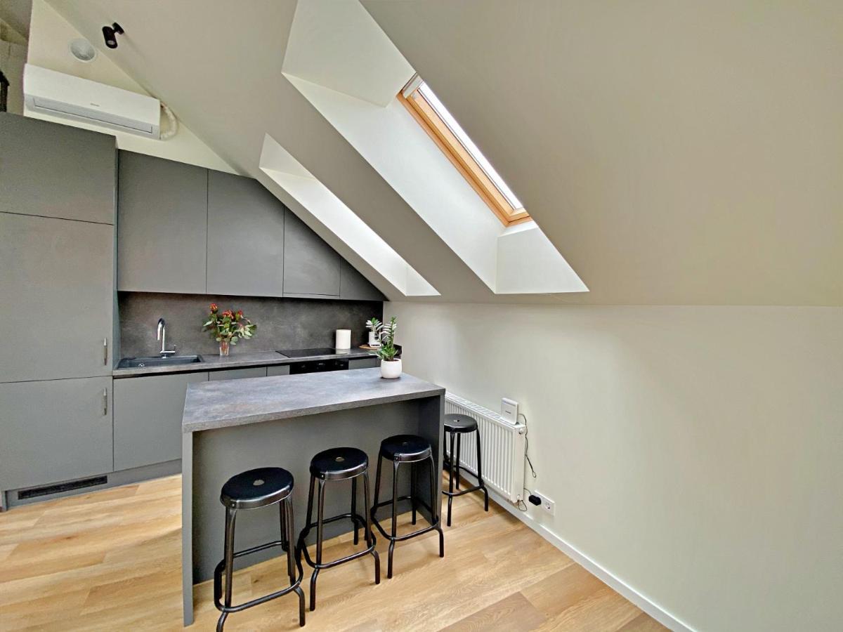 Loft 1 Bd Old Town Apartment By Hostlovers Kaunas Exterior photo