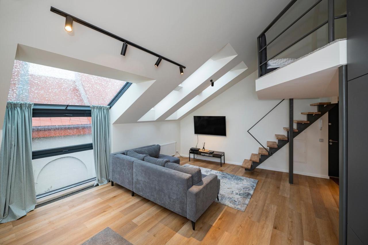Loft 1 Bd Old Town Apartment By Hostlovers Kaunas Exterior photo